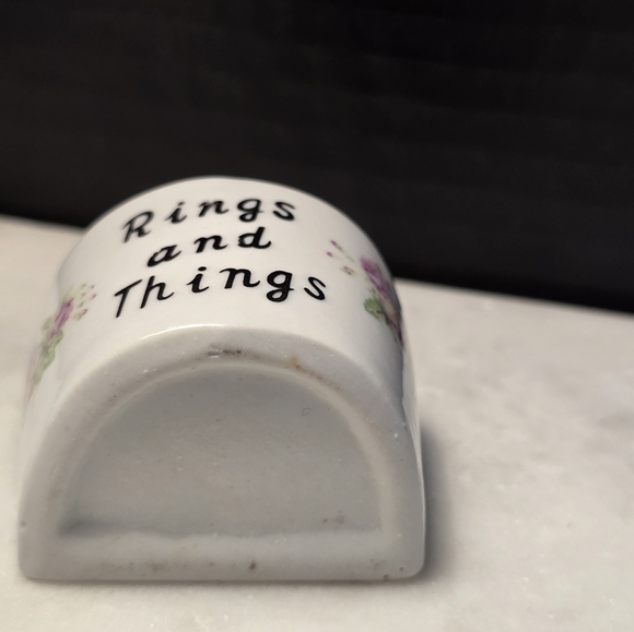 Floral Ceramic Ring Holder - Picture 3 of 6